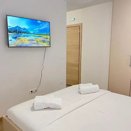 Jelena * Ντουμπρόβνικ